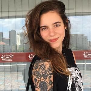 Meet your Posher, Maria eugênia